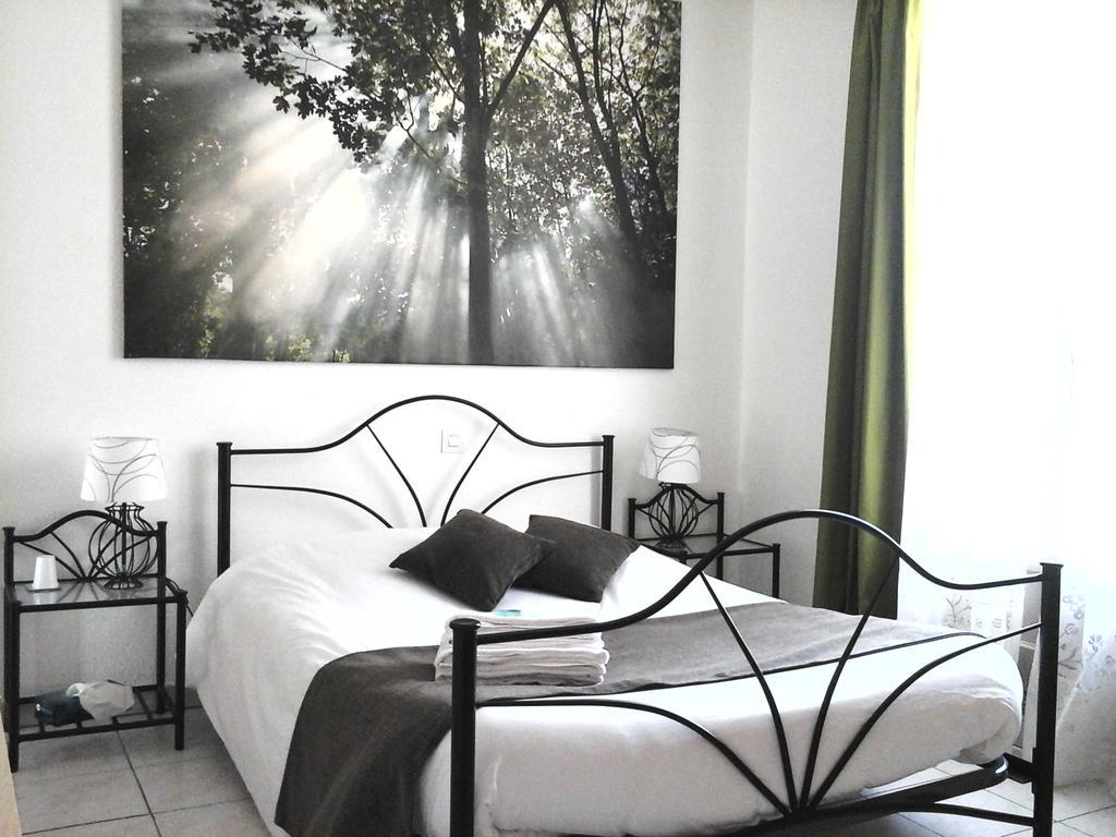 La Cle D'Or Bed & Breakfast Servian ห้อง รูปภาพ